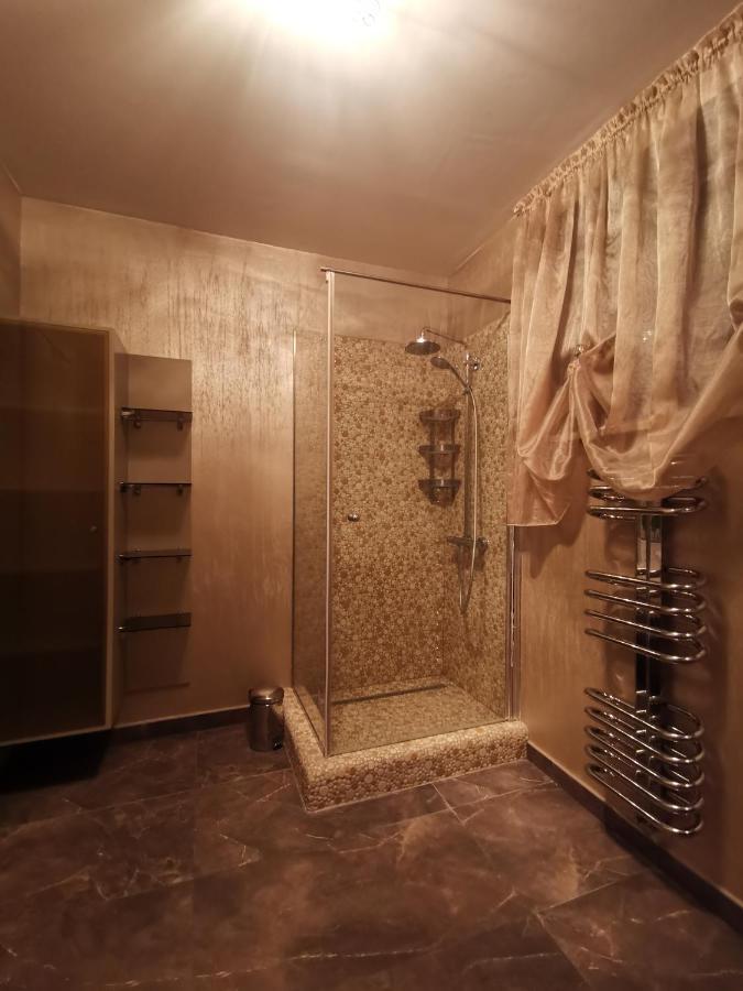 Kubiq Residence Giarmata Экстерьер фото