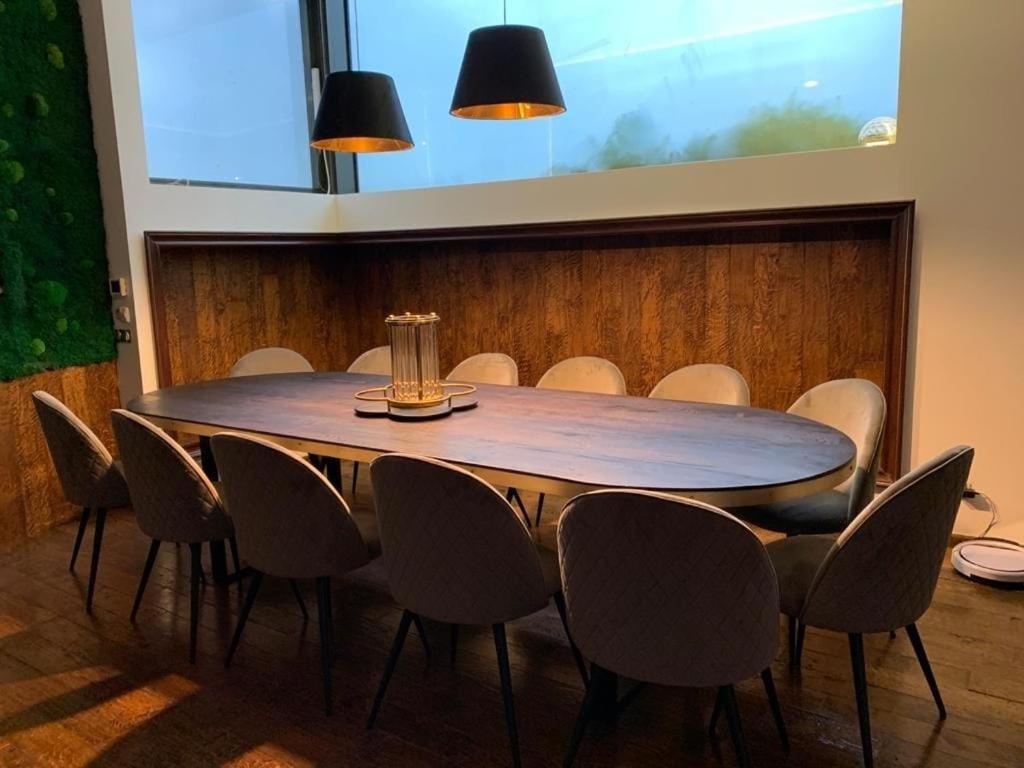 Kubiq Residence Giarmata Экстерьер фото
