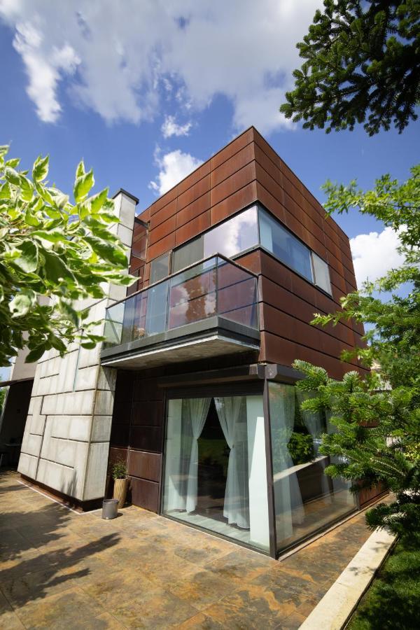 Kubiq Residence Giarmata Экстерьер фото